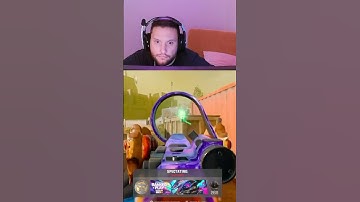 Is this guy cheating or am I crazy??? #warzone #hacker #cheating #cod