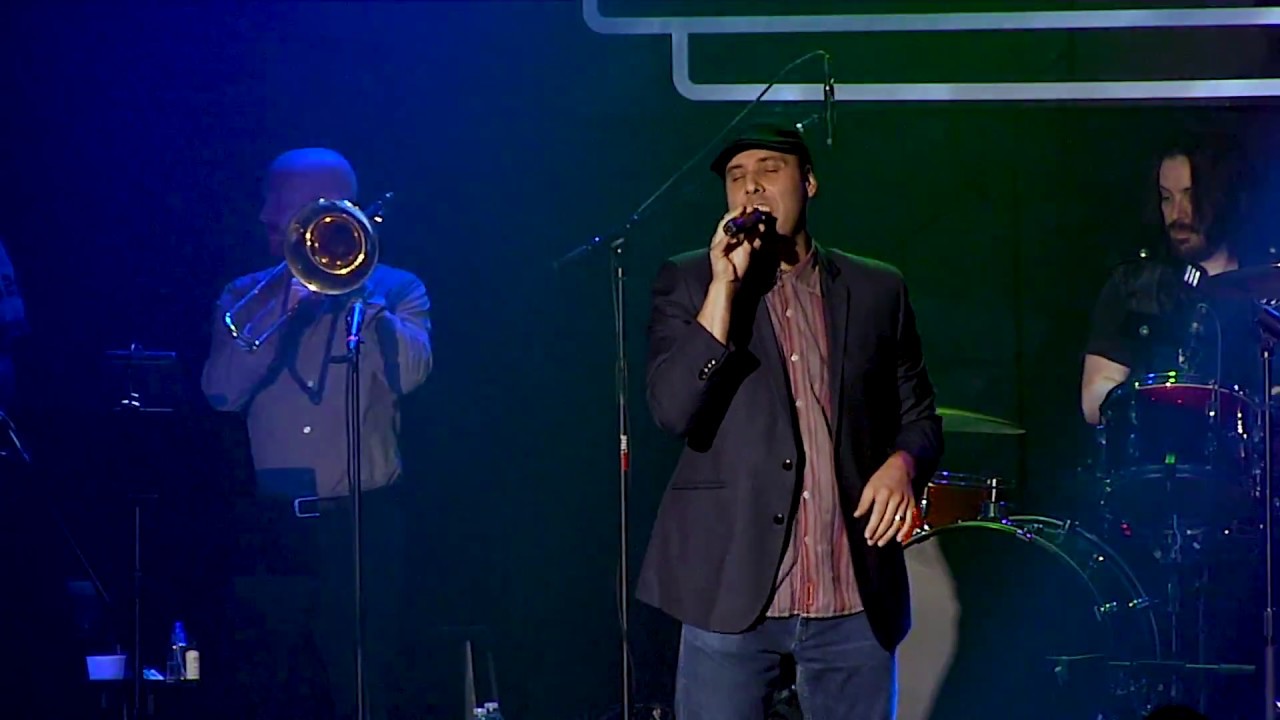 Jon Celentano - "Takin' It to the Streets" (Cover) - Mondays Dark