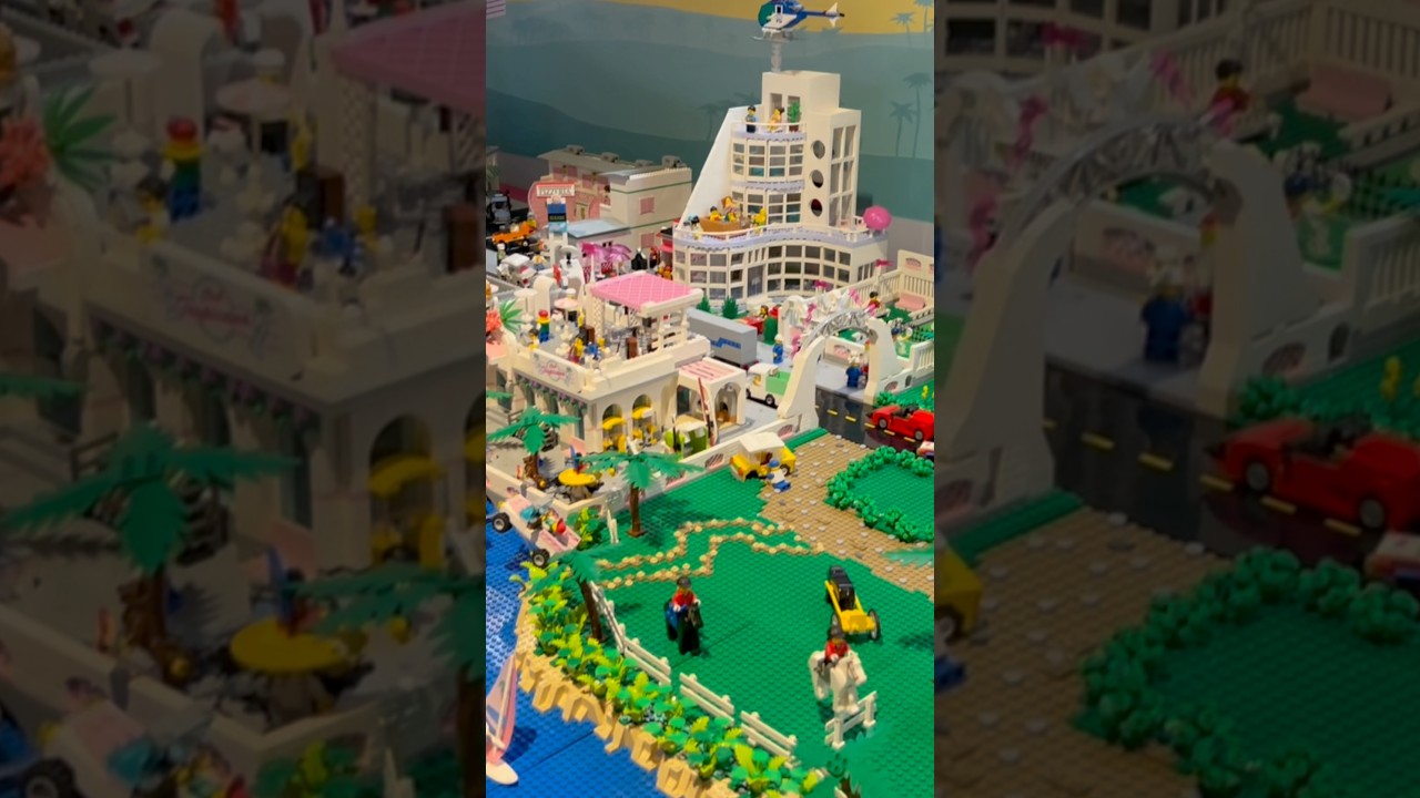 The ultimate Lego Vacation city “paradisa” 