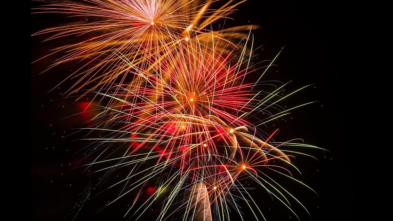 Panasonic GH2 (Hacked) edited in Davinci resolve  - Fireworks