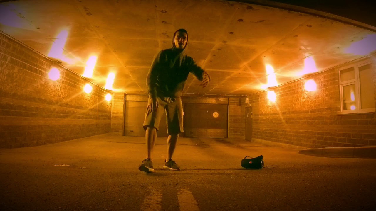 Mal'coM / NikeTowN.bro - время киллер