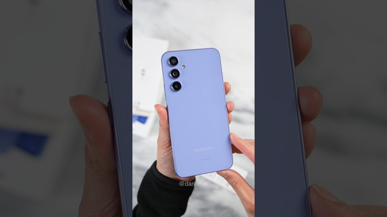 Samsung Galaxy A54 in Awesome Violet - YouTube