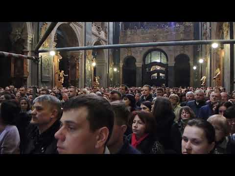 Video: Katholieke kathedraal van de opstanding Kathedraal beschrijving en foto - Oekraïne: Ivano-Frankivsk