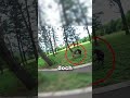 Warum schoss der Biker auf den Hund🤔?