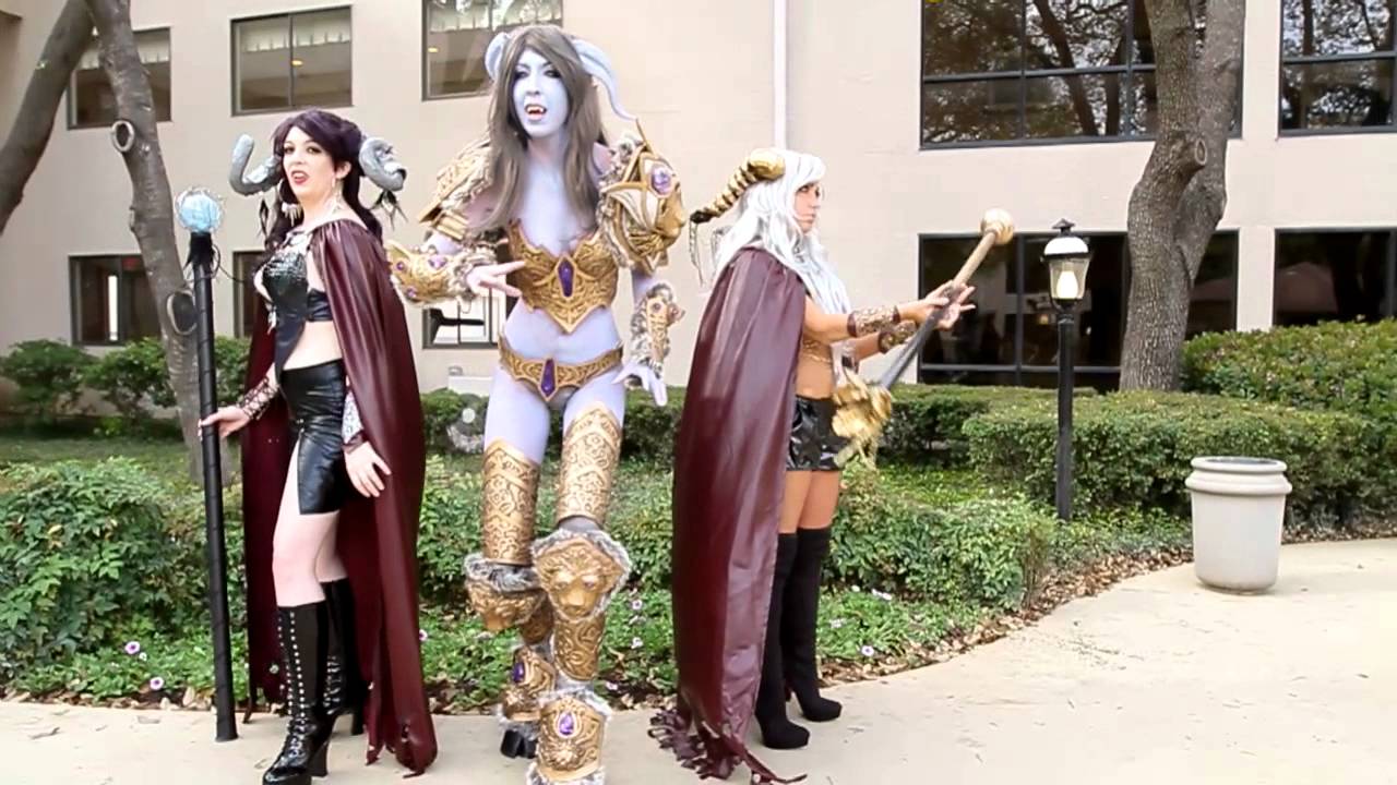 WORLD OF WARCRAFT INSPIRED COSPLAY