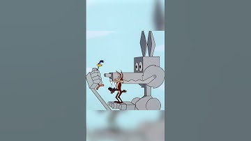Wile E. Coyote gets a megazord robot to get the Road Runner | Looney Tunes | Boomerang UK