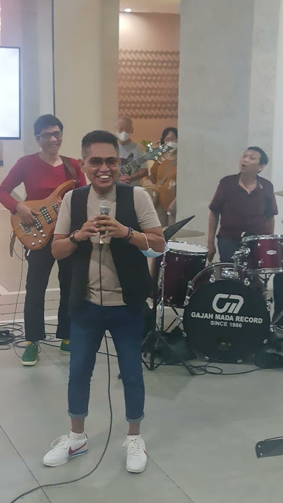 OBBIE MESSAKH MEMPERKENALKAN HITS KARYANYA  #short