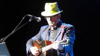 Elvis Costello - &quot;Stranger in the House&quot;  (Chicago, 11th June 2014)