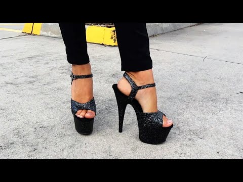 Peep Toe Black Glitter 5.5inch Heels, Women's Fashion, Footwear, Heels on  Carousell