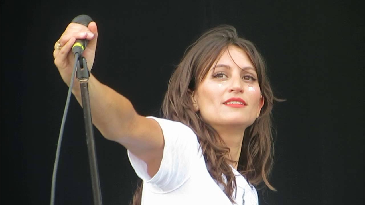 Dragonette – Hello - Osheaga 2016 / SLD Dragonette – Hello - Osheaga 2016 / SLD