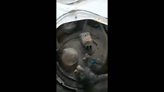 2002 Jeep Liberty fuel filter replacing