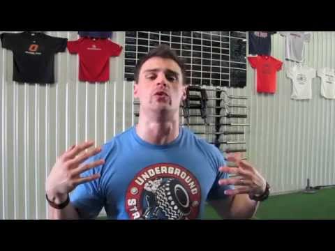 Are High or Low Bar Squats a Better Exercise - YouTube