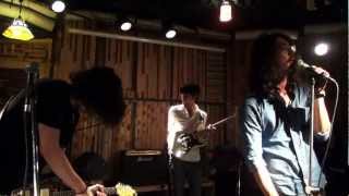 이스턴사이드킥(Eastern Side Kick) 백열램프 광란의 클럽빵 20120818
