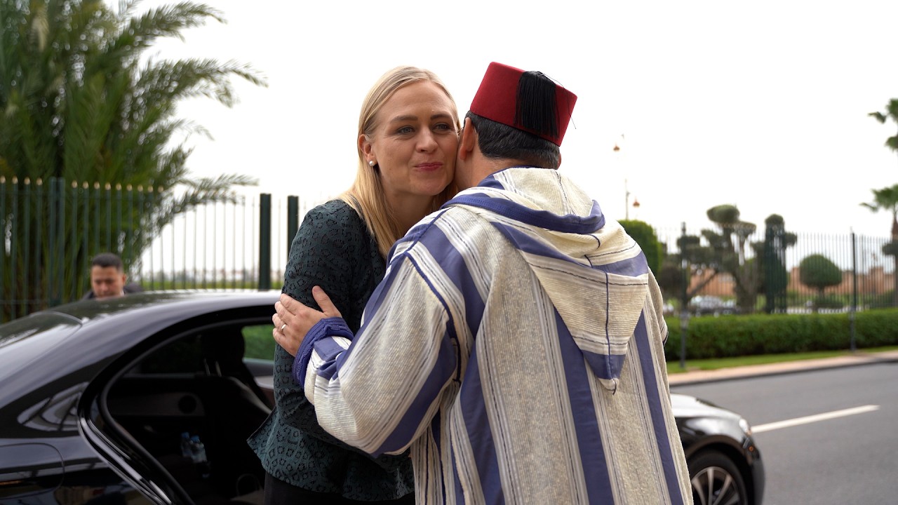 شاهد الحفاوة التي استقبل بها بوريطة نظيرته الفنلندية في الرباط