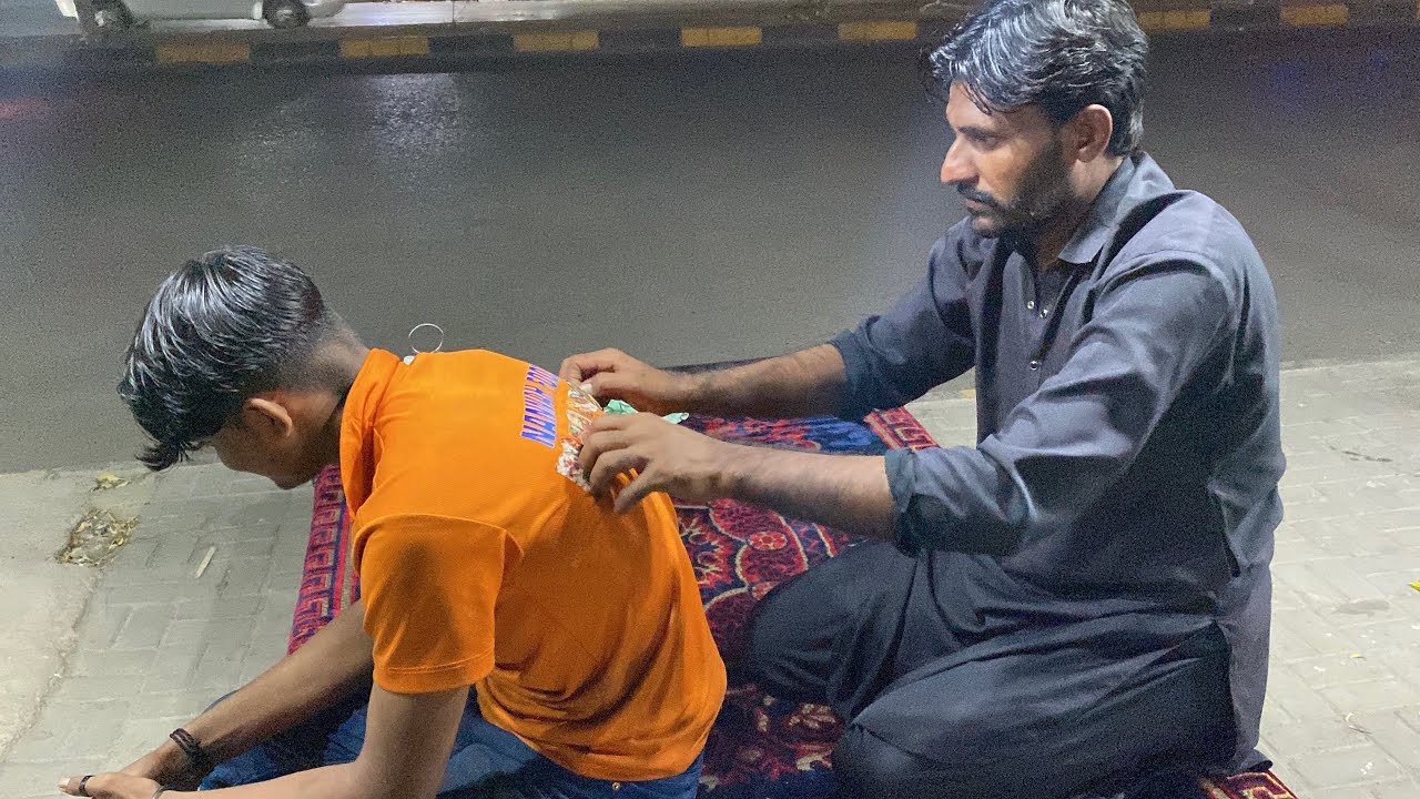 Deep Relaxing Massage by Waseem Master