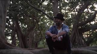 Watch Cody Chesnutt Shes Still Here video