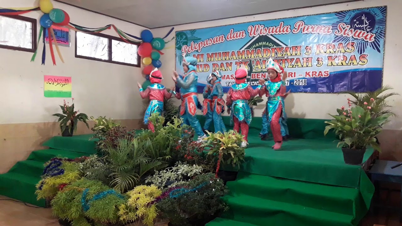 TARI KREASI CINDAI TK ABA 3 KROMASAN (PERPISAHAN MI MUHAMMADIYAH 3 KRAS 2018 )