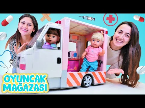 Çocuk videoları - Ayşe'nin oyuncak mağazası - Oyuncak bebekler için yeni ambulans!