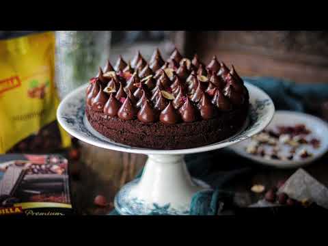 Video: Čokoládovo-orechový Koláč