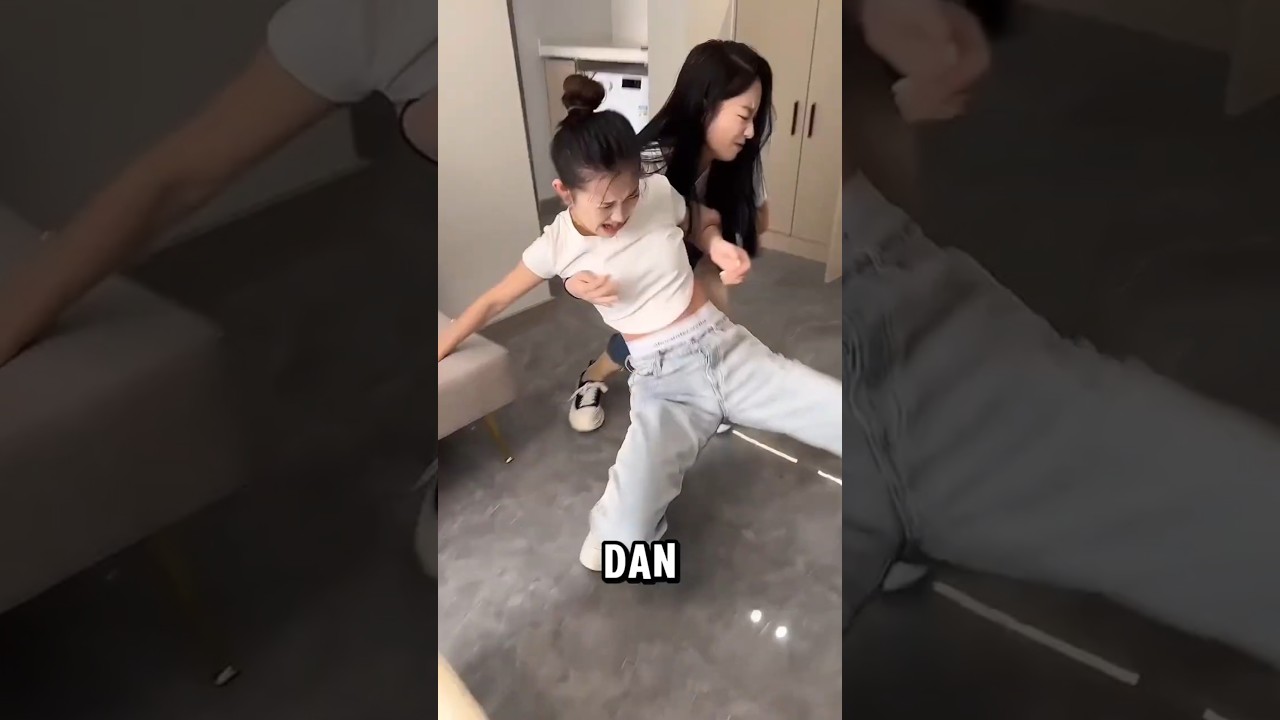 Kakak Kena Seret Temannya, Prank Tinta Palsu!😂
