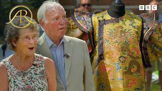 Download Lagu 'Spectacular' 275-Year-Old Robe Worth Hundreds Of Thousands | BBC Antiques Roadshow UK MP3 Download Lagu 'Spectacular' 275-Year-Old Robe Worth Hundreds Of Thousands | BBC Antiques Roadshow UK MP3