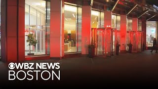 5 rescued from elevator in Boston high rise building