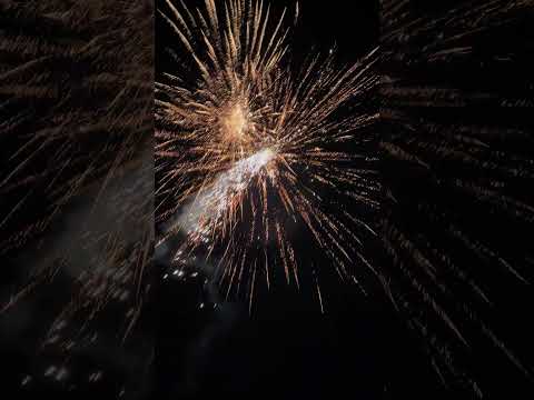 HAPPY 2026!!! #2026 #fireworks #theawsomavenger