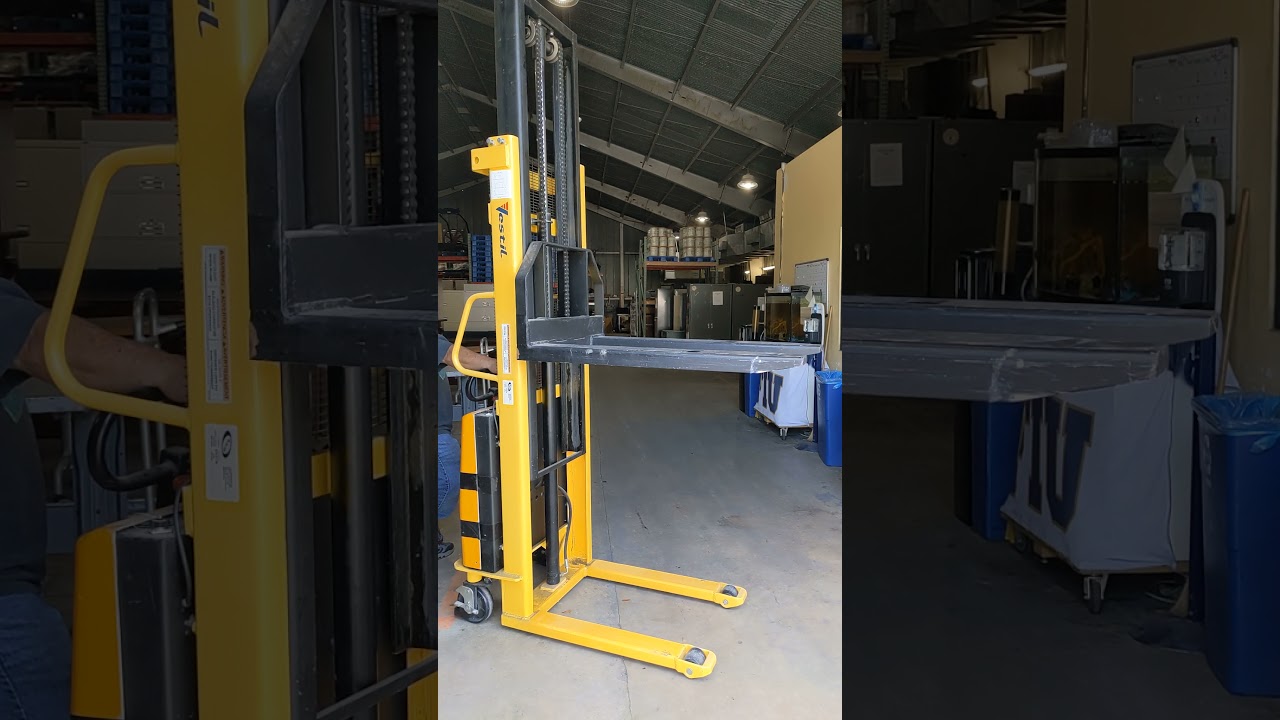 GovDeals (1) Vestil pallet jack 200LB. capacity by Veshai YouTube