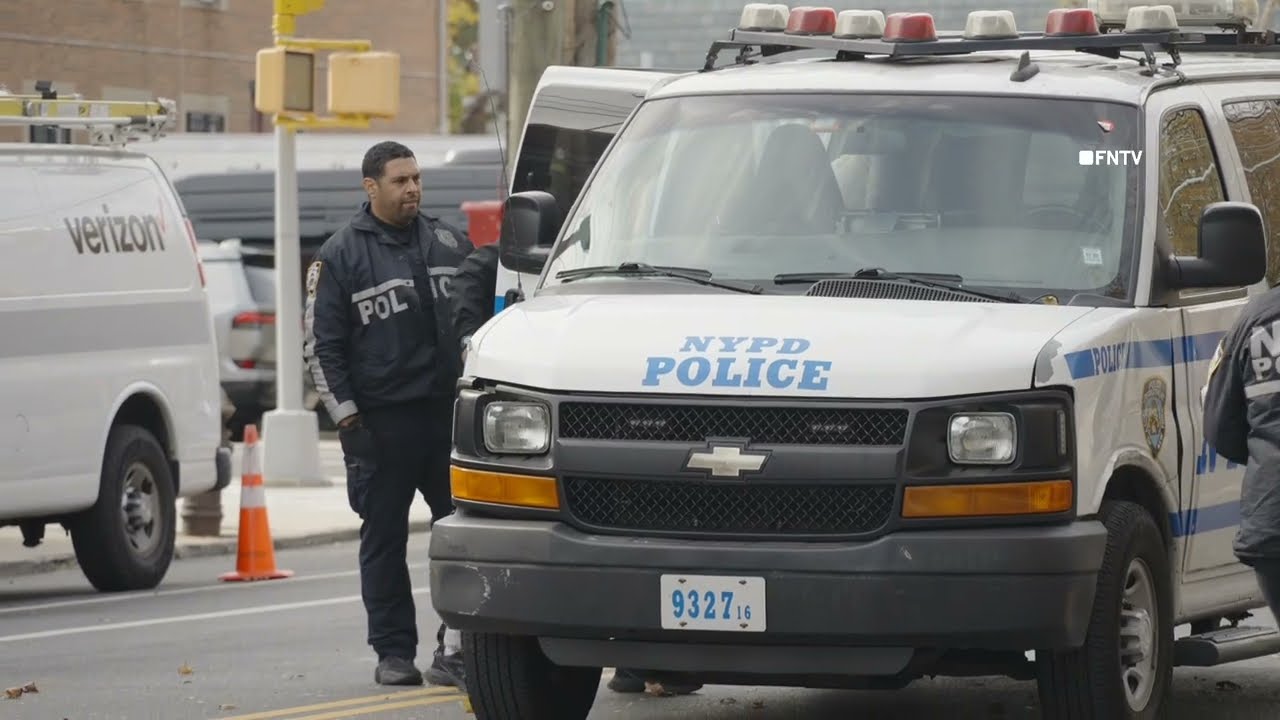 Четверо найдены застреленными в квартире в Бронксе, предположительно, в результате убийства и сам...