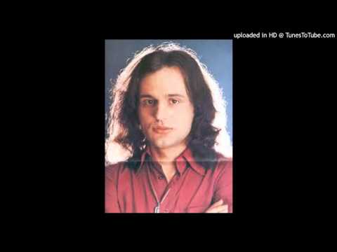 Βασίλης Παπακωνσταντίνου -