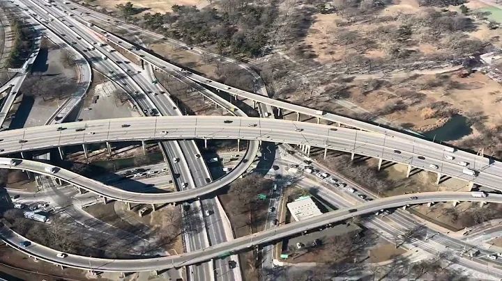 Flying over New York City and landing at LaGuardia Airport LGA 2025 Jan 14 Real Sounds Unedited