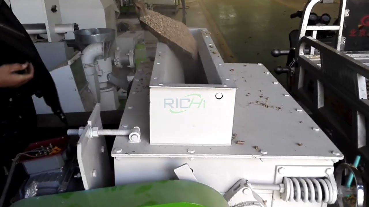 Wood Crusher Test Run | Wood Chips & Sawdust Crushing Performance