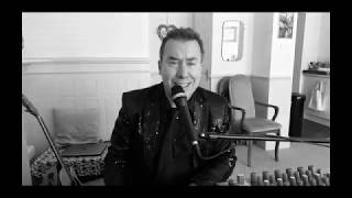 You don't bring me flowers : Neil Diamond Cover by Stuart Anderson screenshot 2