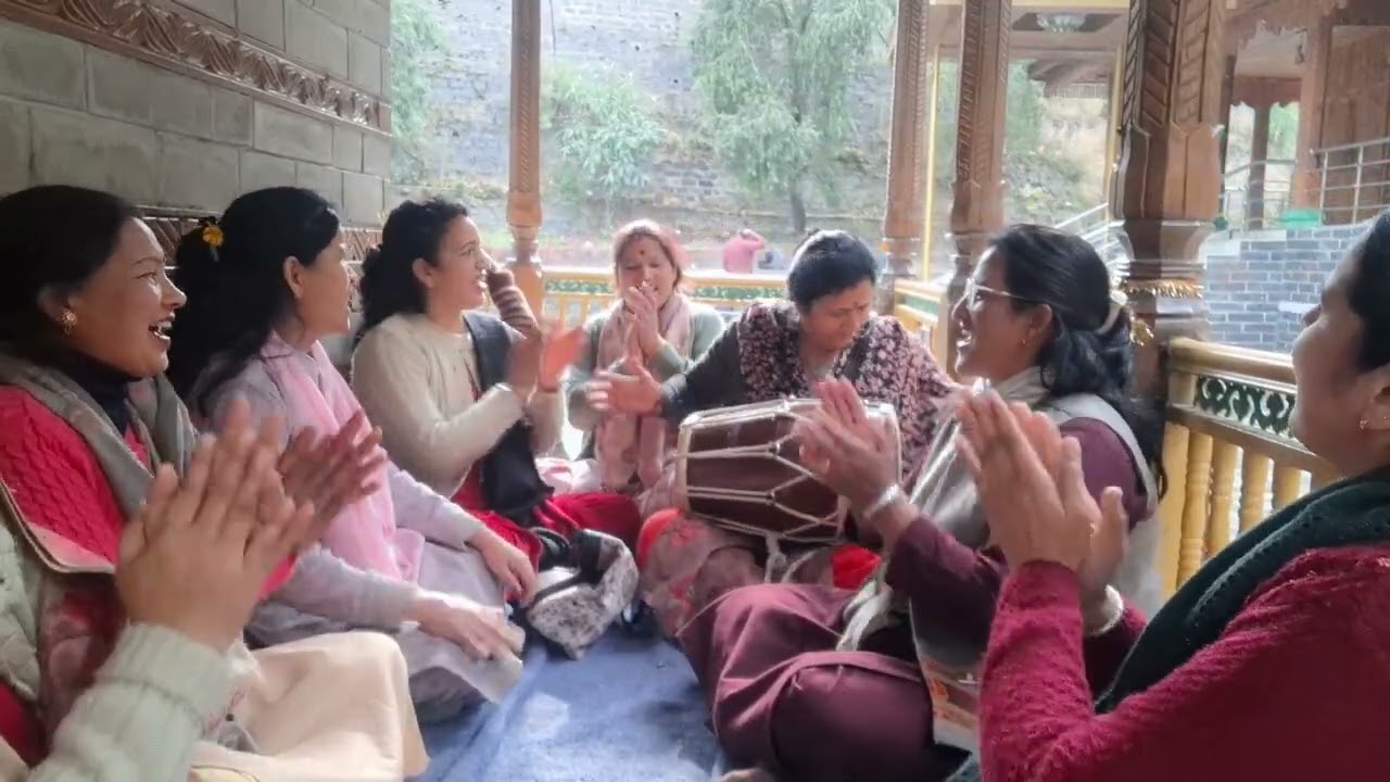 मै तो लाई हूं दाने अनार के,मेरी मैया के नौ दिन  बहार के🌺🌺🌺🌺🌺🎉🎉🎉🎉🎉