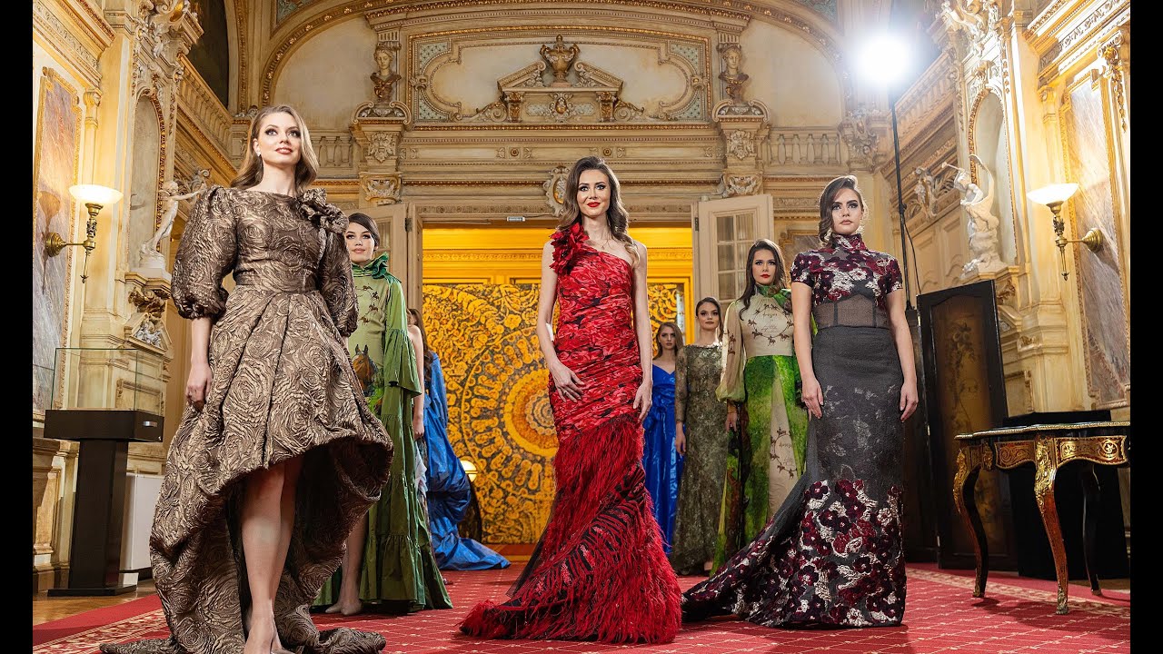 ADDY VAN DEN KROMMENACKER | Kasta Morrely Fashion Week Digital 2021/2022