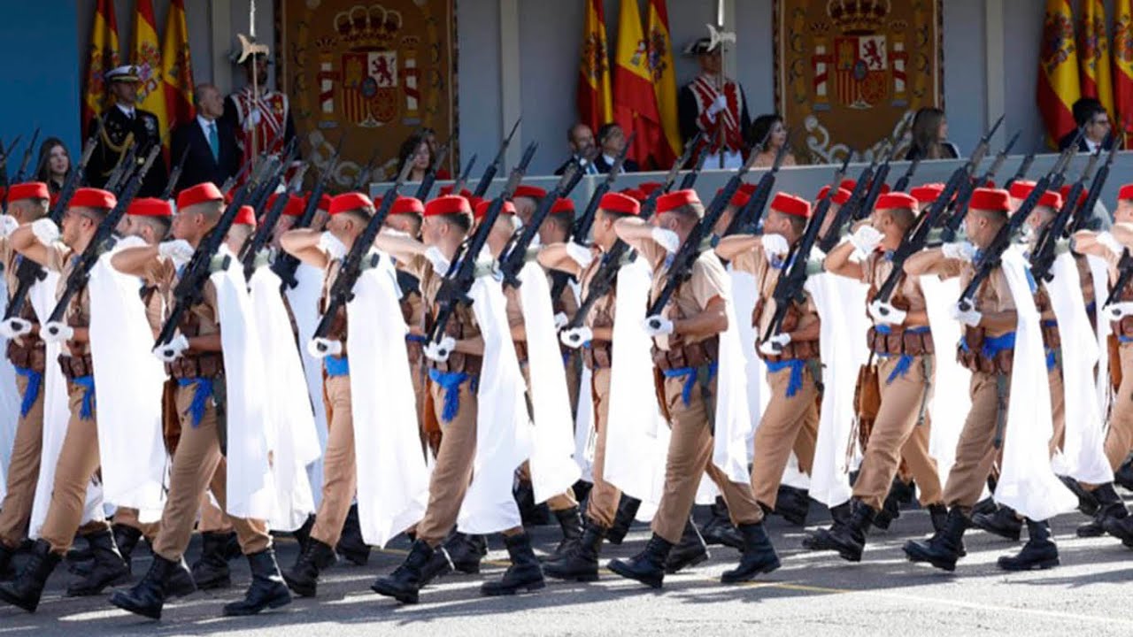 Así ha sido el desfile de los Regulares de Ceuta en el Día de la Fiesta Nacional