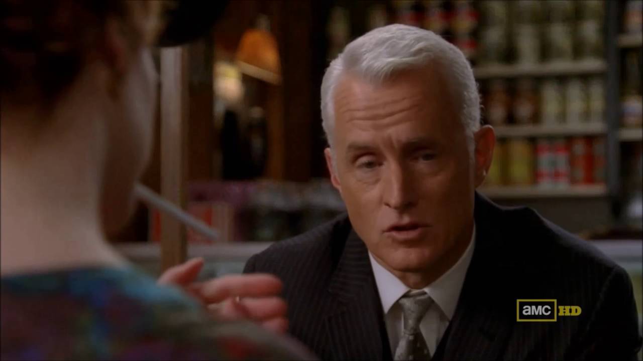 Christina Hendricks Smoking