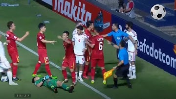 Al Ameri_7 Chơi Tiểu Xảo Khiến Bùi Tiến Dũng Phải Tiếp Đất Bằng Vai Trong Đau Đớn