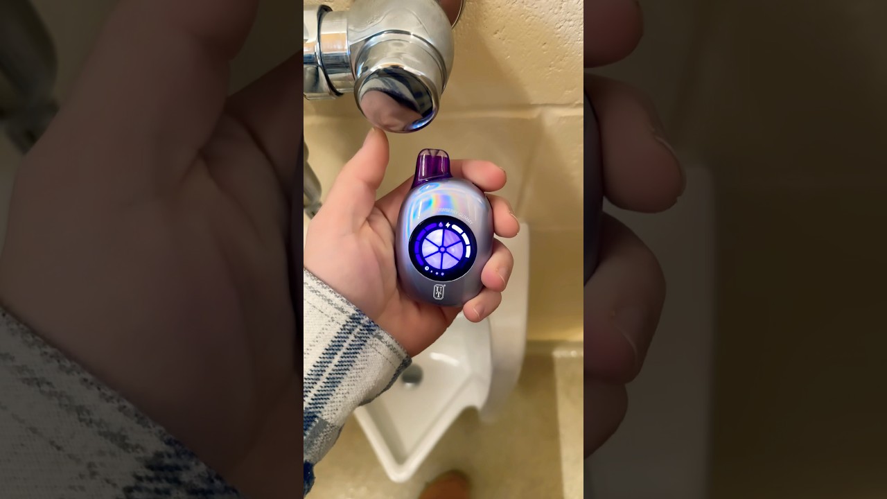 Нашел это на писсуаре 