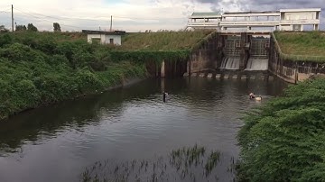 Đập xả hồ Đá Đen - Bà Rịa Vũng Tàu