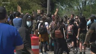 Protest takes shape outside of Cleveland's first district police station