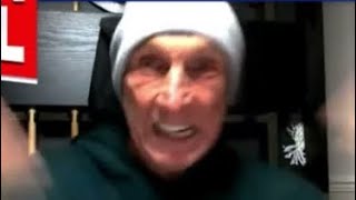 Lee Opens Up The Show With A 8 Minute Rant