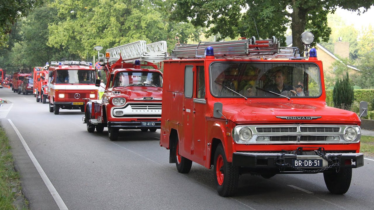 Sappemeer - Rondrit 65 brandweer voertuigen door Hoogezand Sappemeer