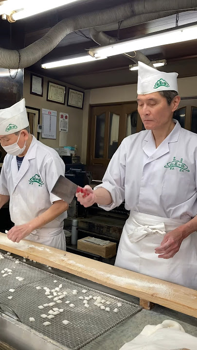 【TOKYO】Mathuyanoame, A candy shop in Shibamata founded in 1868!#shorts #japanesefood
