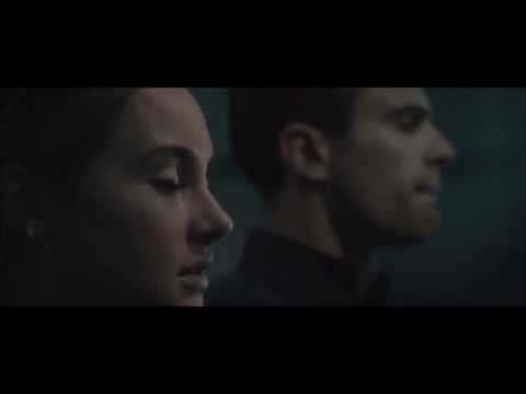 Divergent - Tris & Four Holding Hands