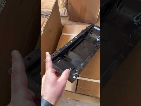 Бак радіатора нижній МТЗ (Метал). 70У-1301075, видео 1