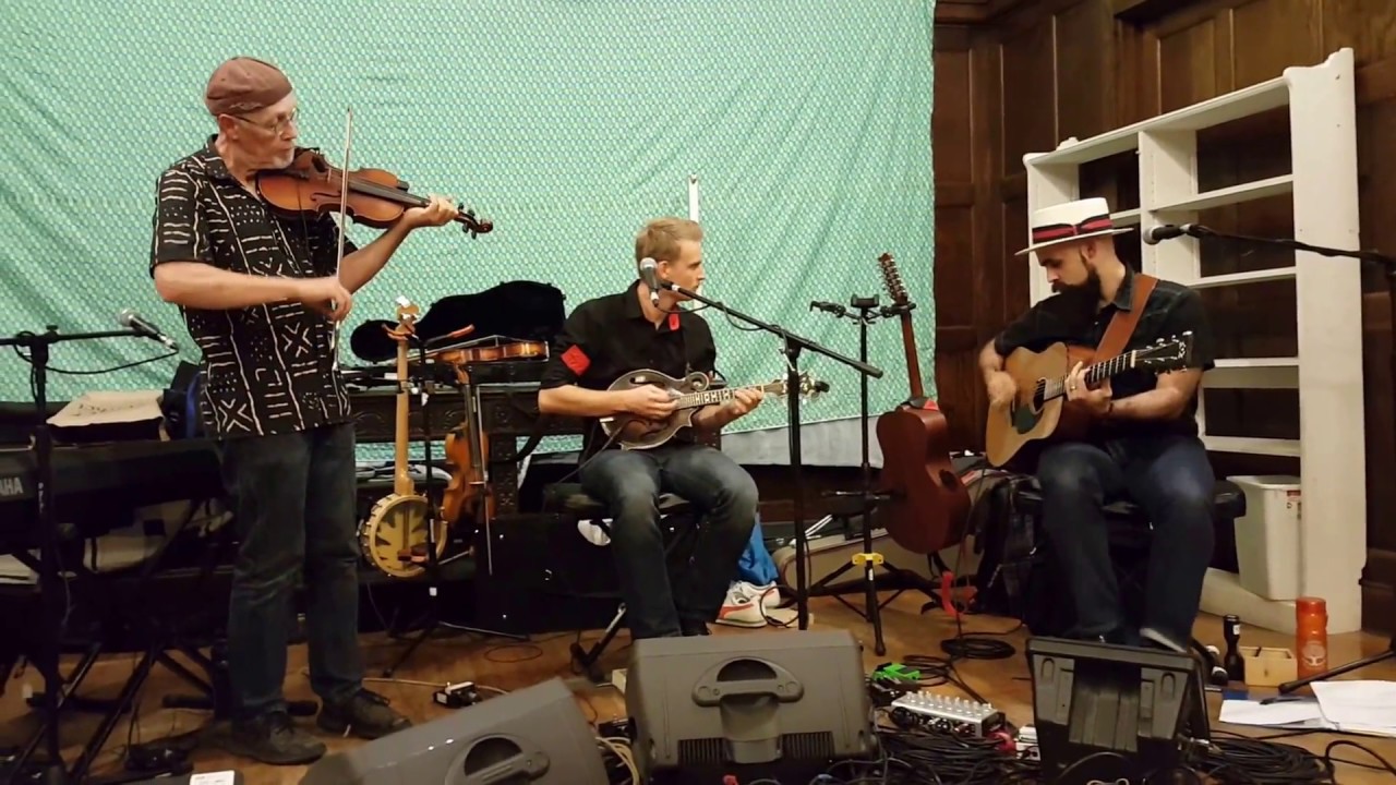 Portland Intown Contra Dance 10/6/16: Pete's Posse w/ Mary Wesley