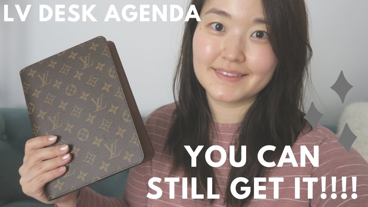 WHAT'S IN MY LOUIS VUITTON DESK AGENDA 