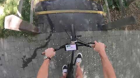 Now on Kickstarter: Loop Mount: Instant bike navigation when you need it