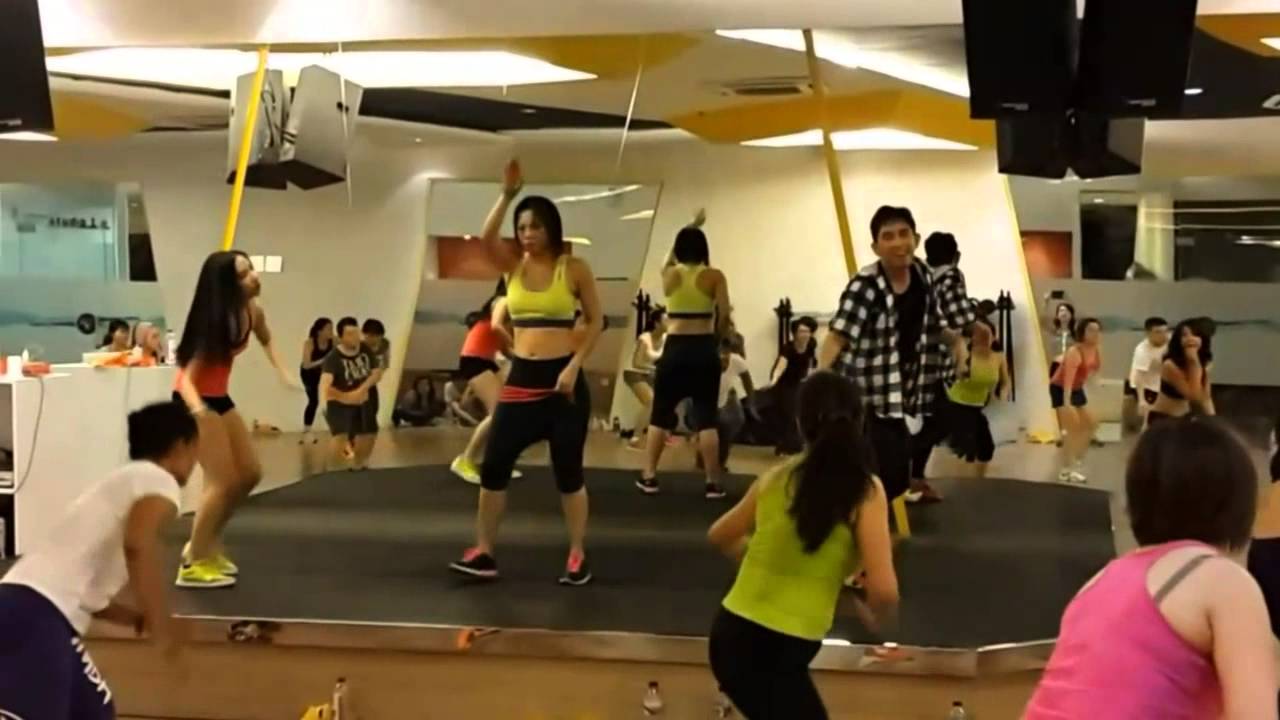 Zumba by olive at Gold's Gym YouTube
